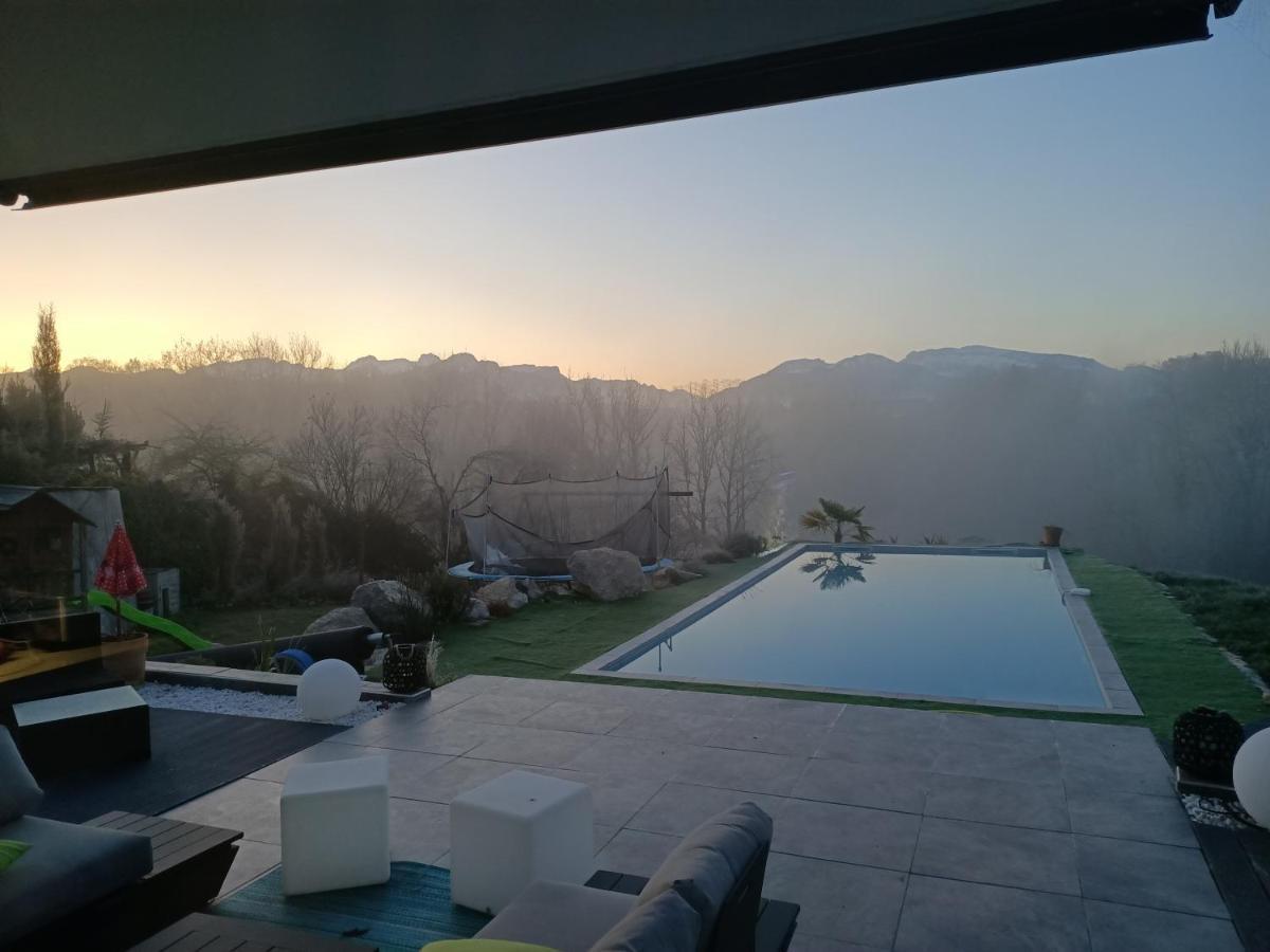 Chambres, Cuisine, Piscine, Spa, Billards, Airhockey, Nature Fillinges Eksteriør billede